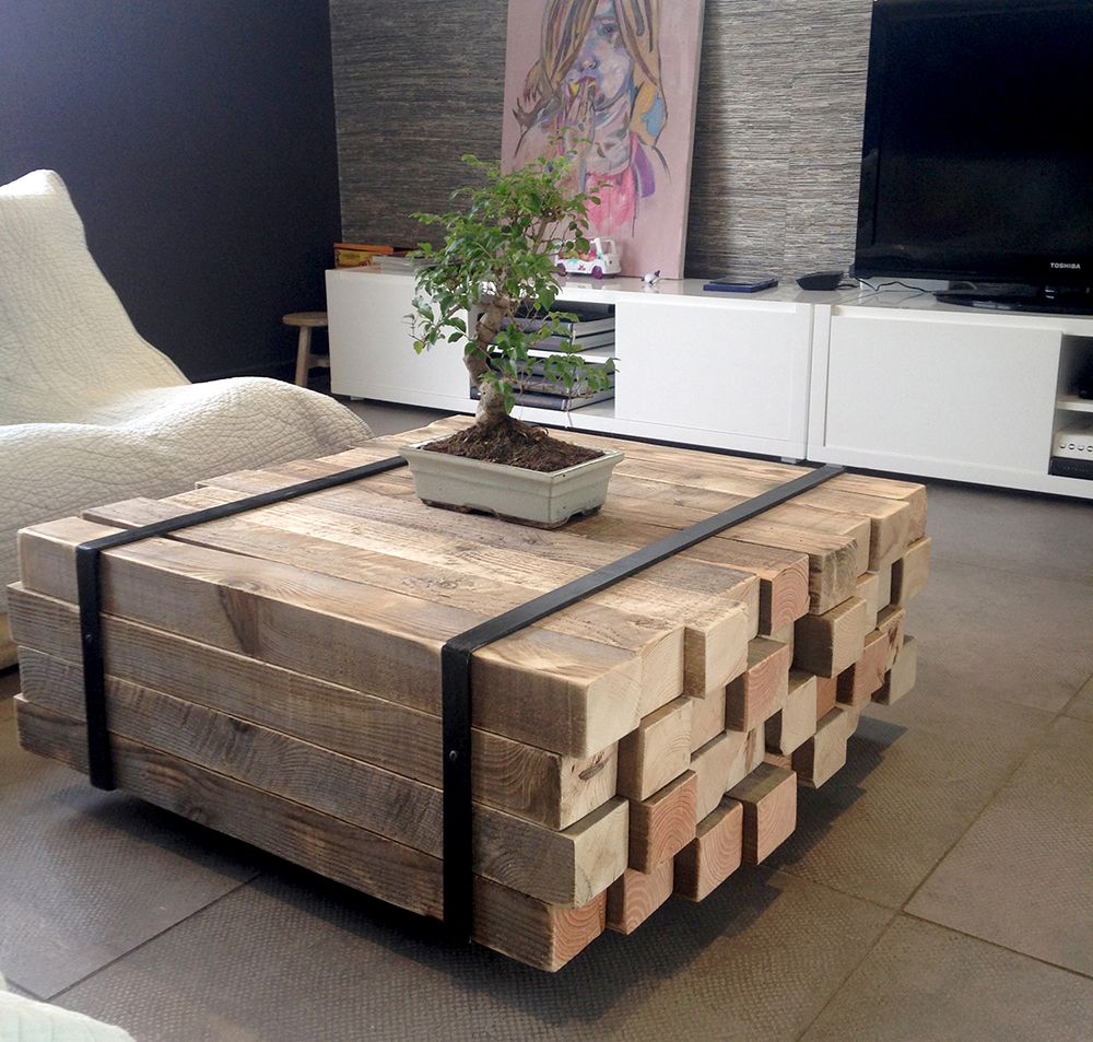 Trends of buying wooden tables and living room decoration today